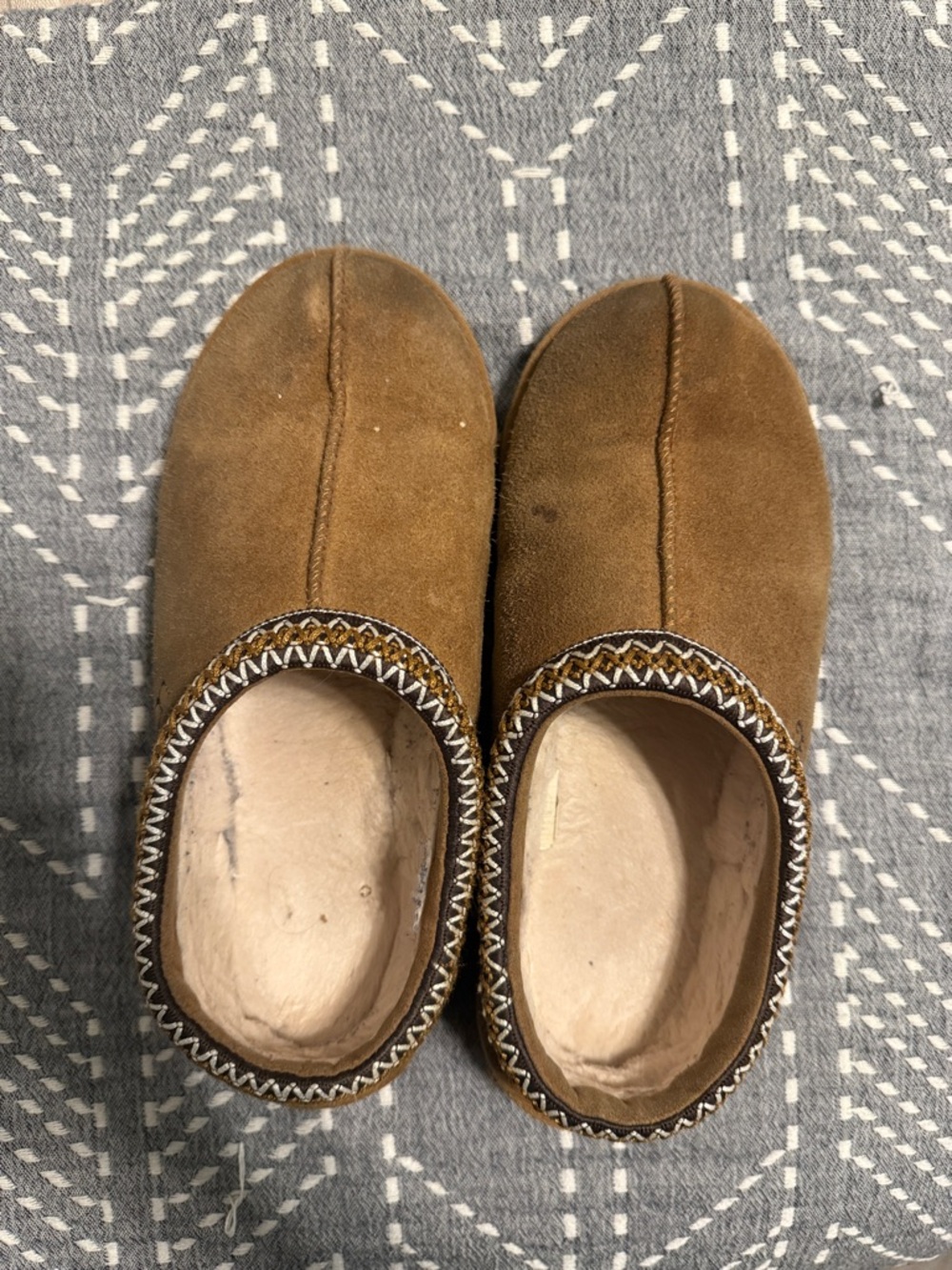 Ugg Tasman slippers
